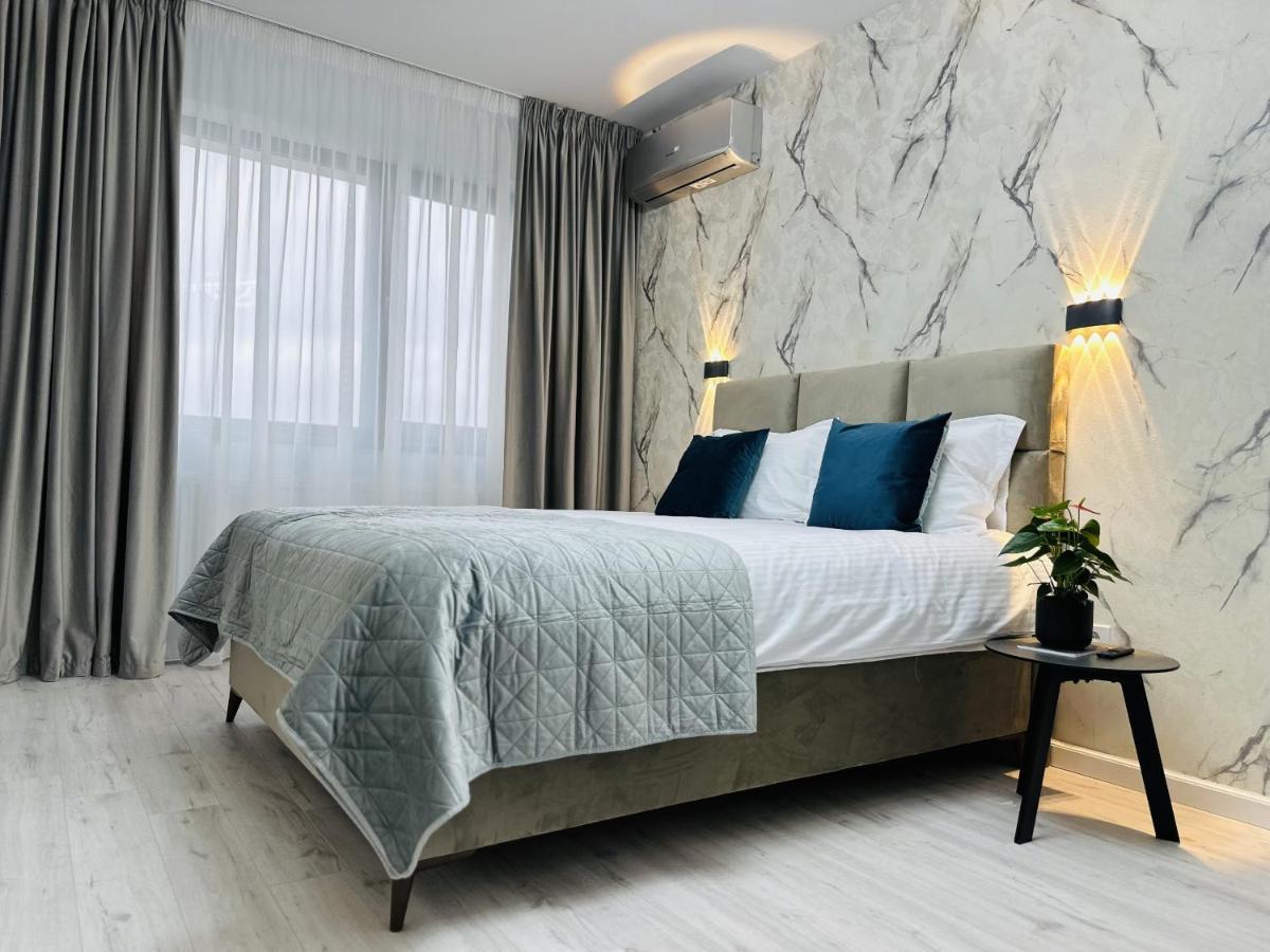 Rentforcomfort Sky Garden Studio Apartment Bucharest Exterior photo