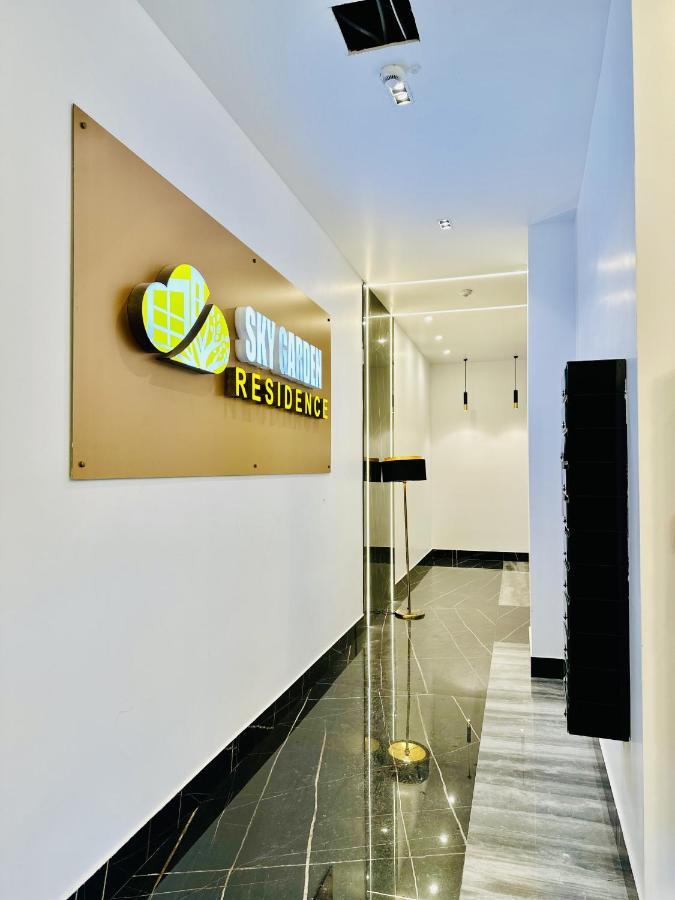 Rentforcomfort Sky Garden Studio Apartment Bucharest Exterior photo