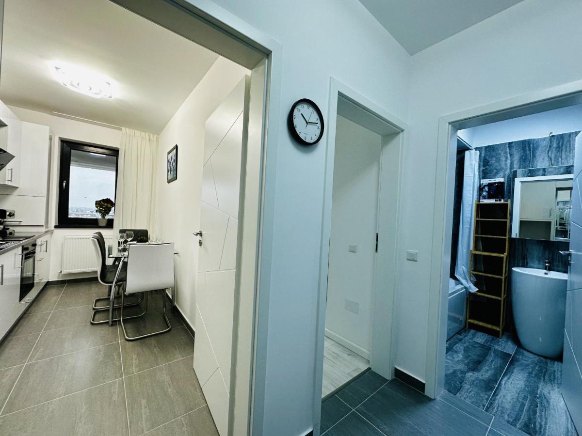 Rentforcomfort Sky Garden Studio Apartment Bucharest Exterior photo